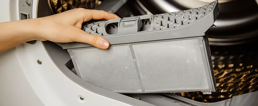 Signs Of A Clogged Dryer Lint Trap in Traverse City, Michigan